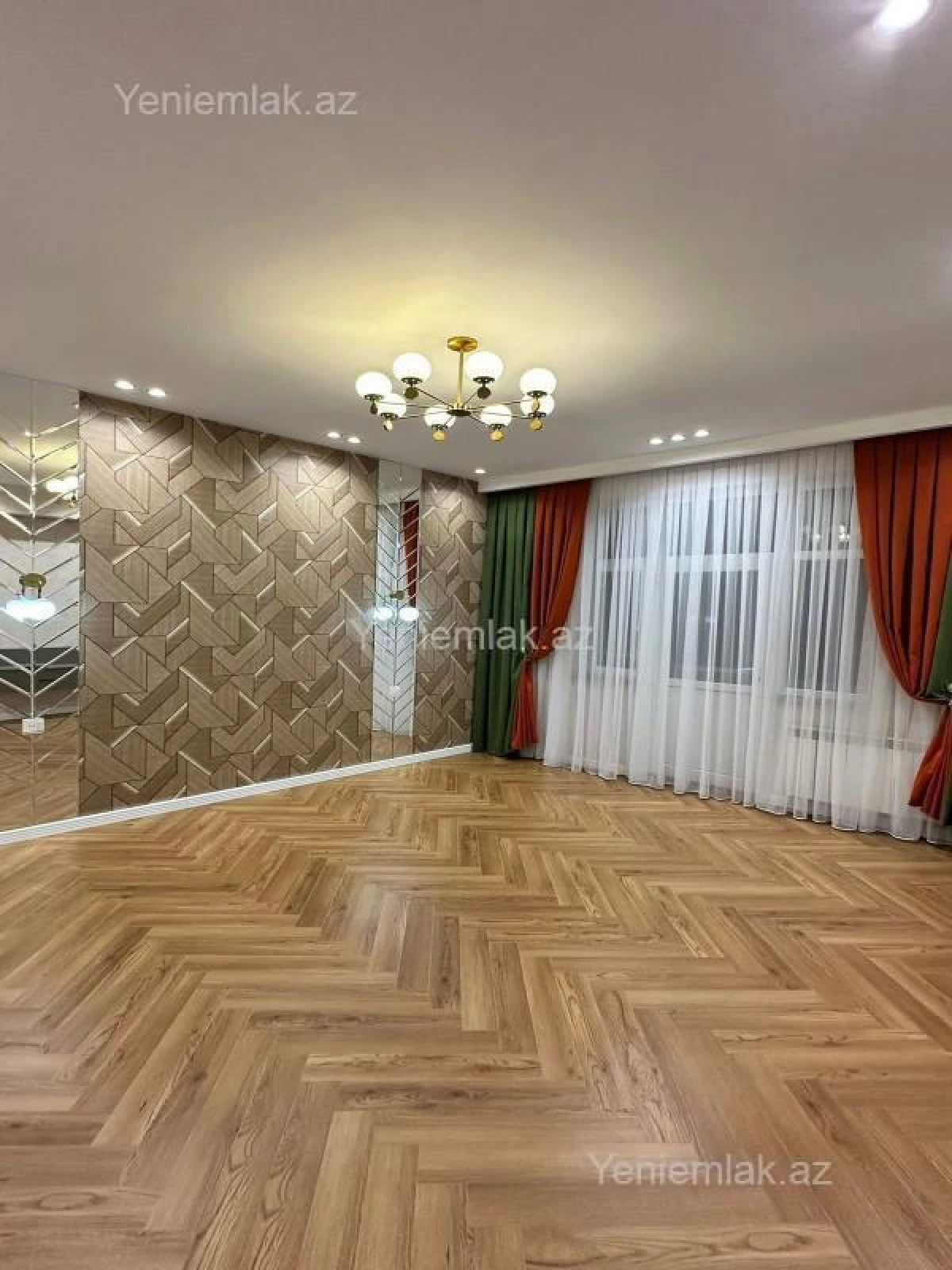 Satılır 3 otaqlı yeni tikili 136 m²