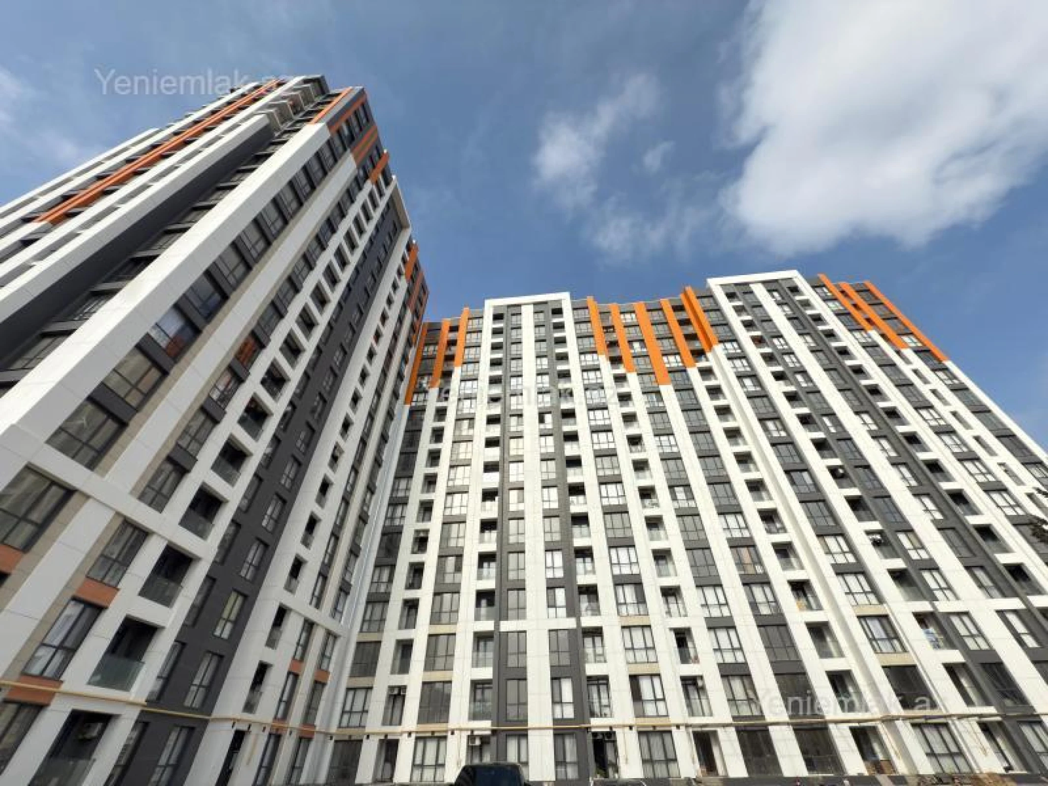 Satılır 2 otaqlı yeni tikili 53 m²