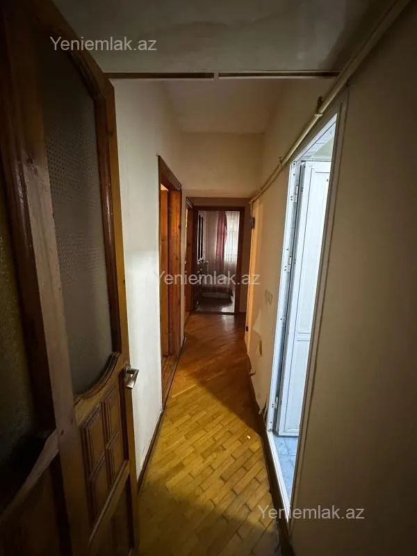 Satılır 3 otaqlı köhnə tikili 80 m²