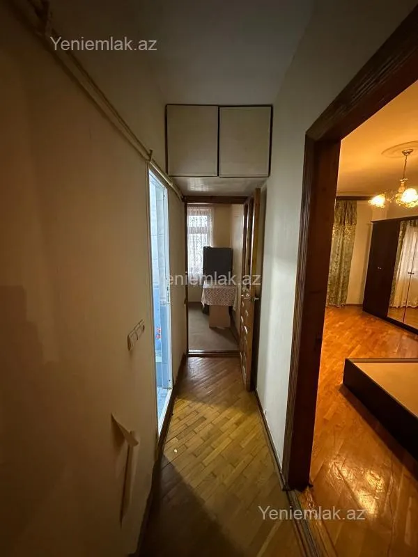 Satılır 3 otaqlı köhnə tikili 80 m²