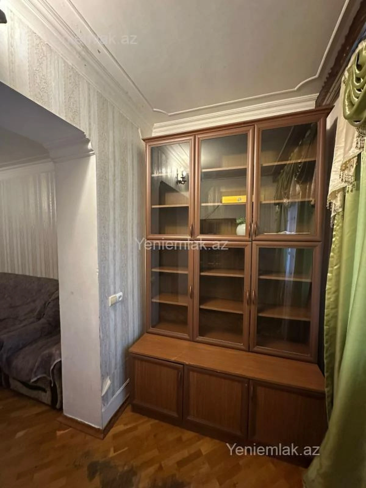 Satılır 3 otaqlı köhnə tikili 80 m²