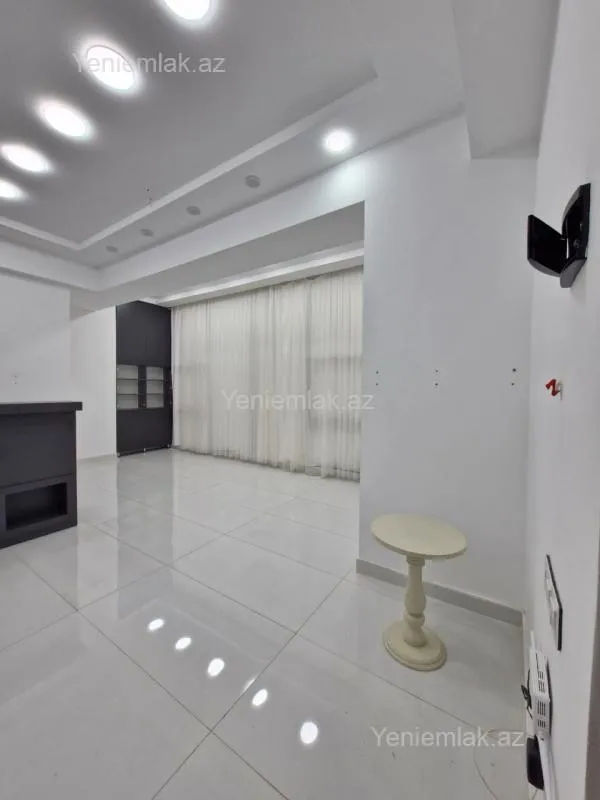Satılır 1 otaqlı yeni tikili 32 m²