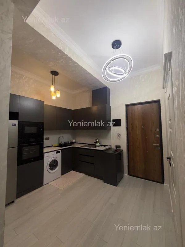 Satılır 3 otaqlı yeni tikili 90 m²