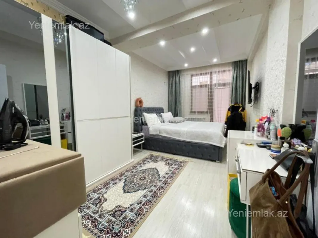 Satılır 2 otaqlı yeni tikili 71.5 m²