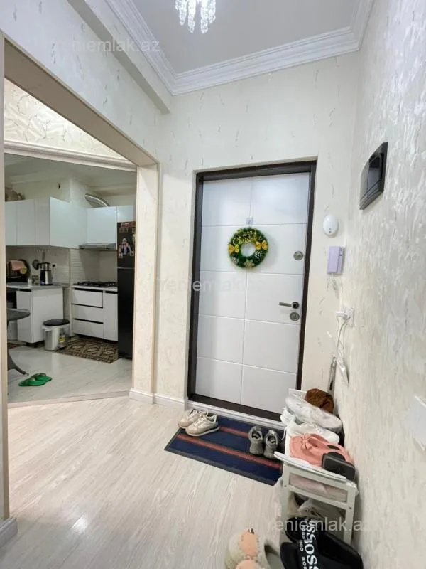 Satılır 2 otaqlı yeni tikili 71.5 m²