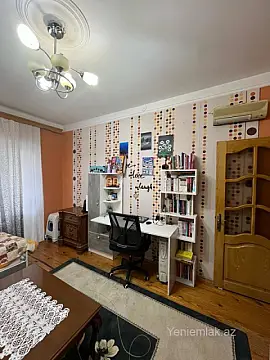 Satılır 3 otaqlı köhnə tikili 80 m²