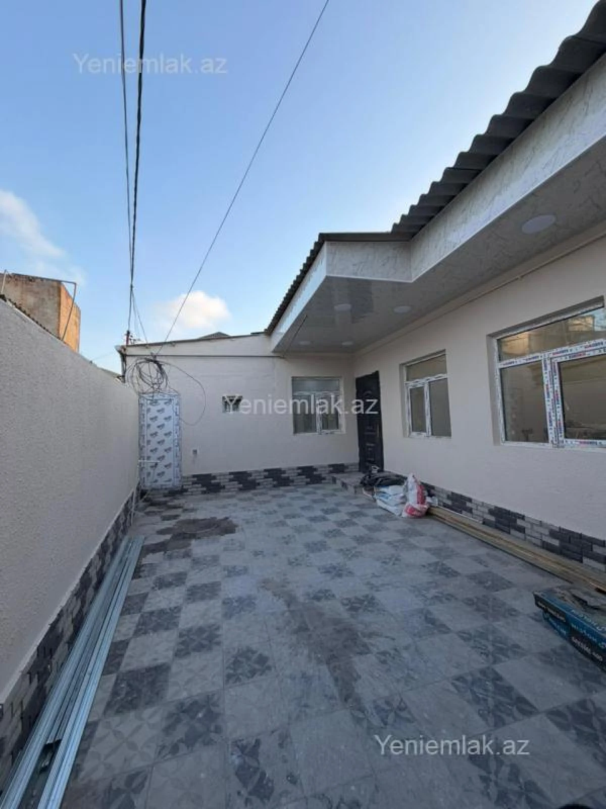 Satılır 4 otaqlı həyət evi 100 m²