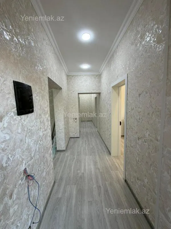 Satılır 4 otaqlı həyət evi 100 m²