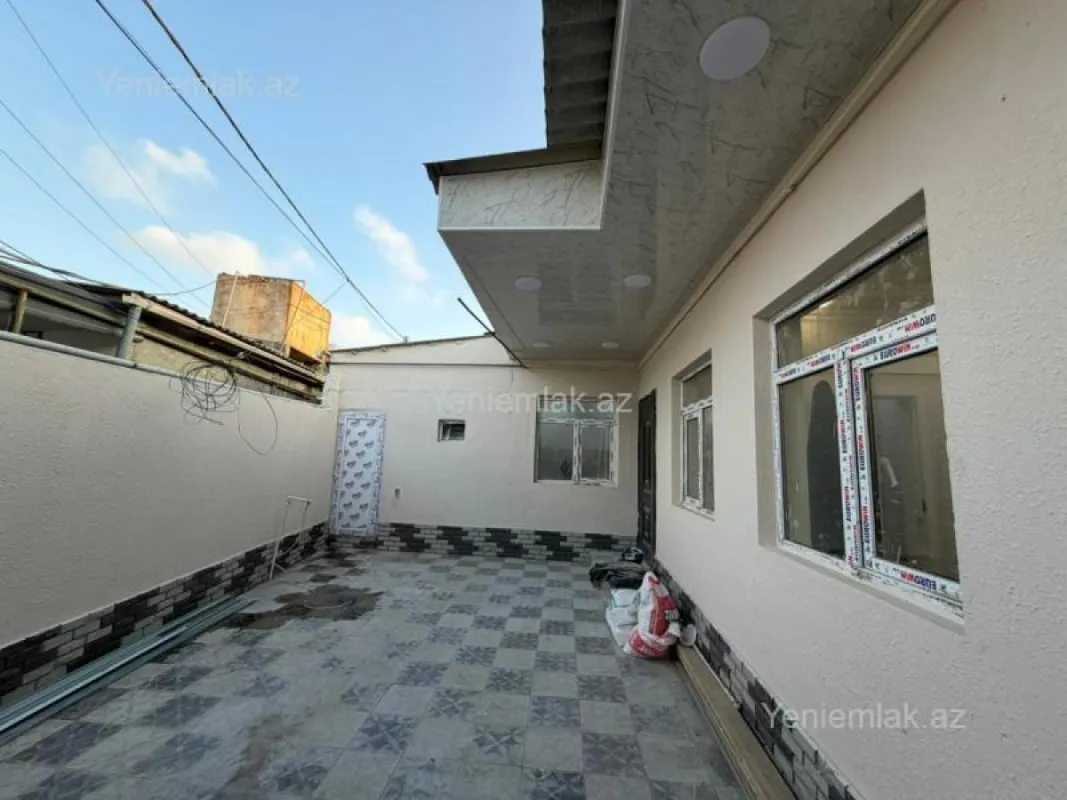 Satılır 4 otaqlı həyət evi 100 m²