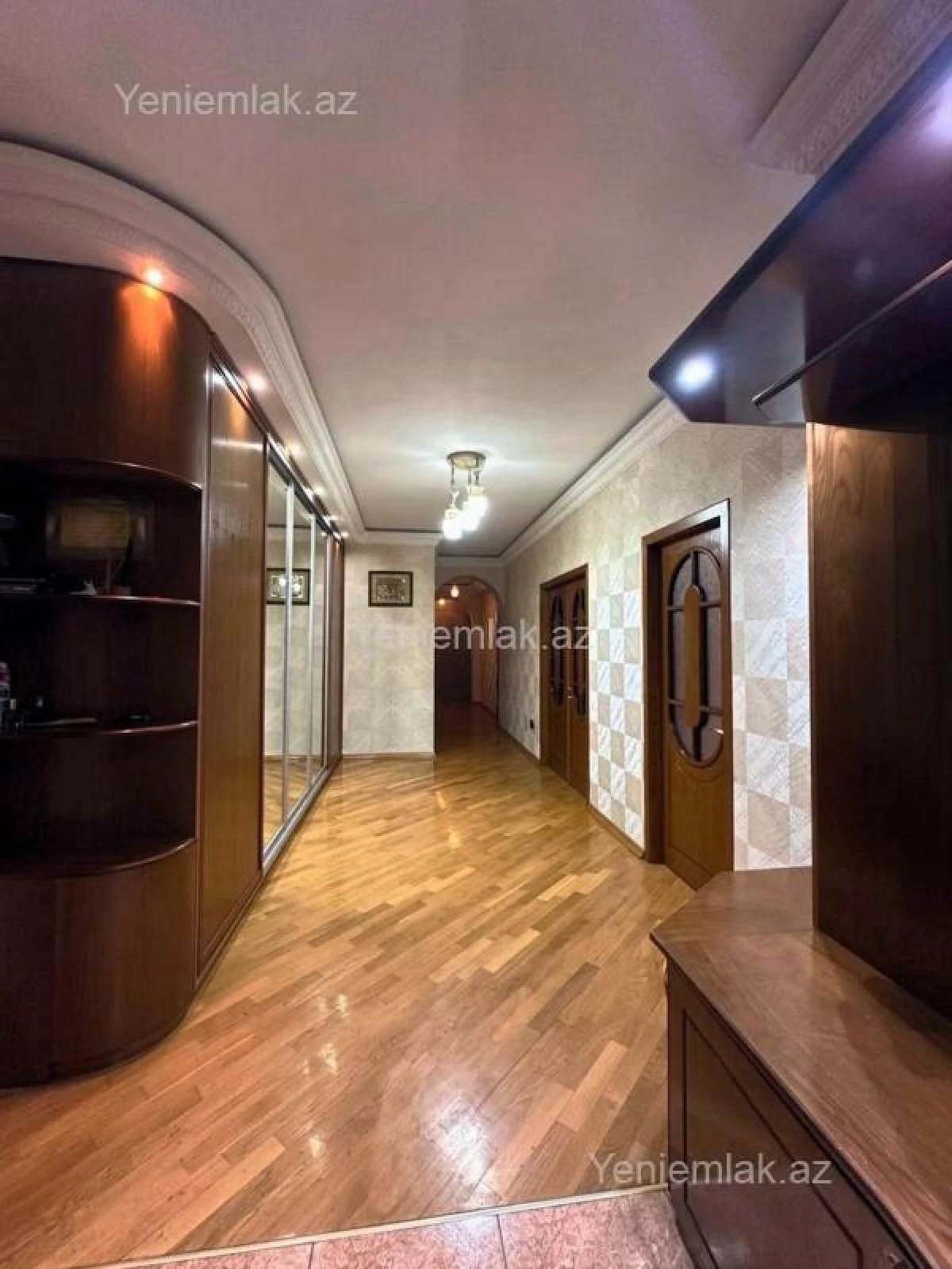 Satılır 4 otaqlı yeni tikili 173 m²