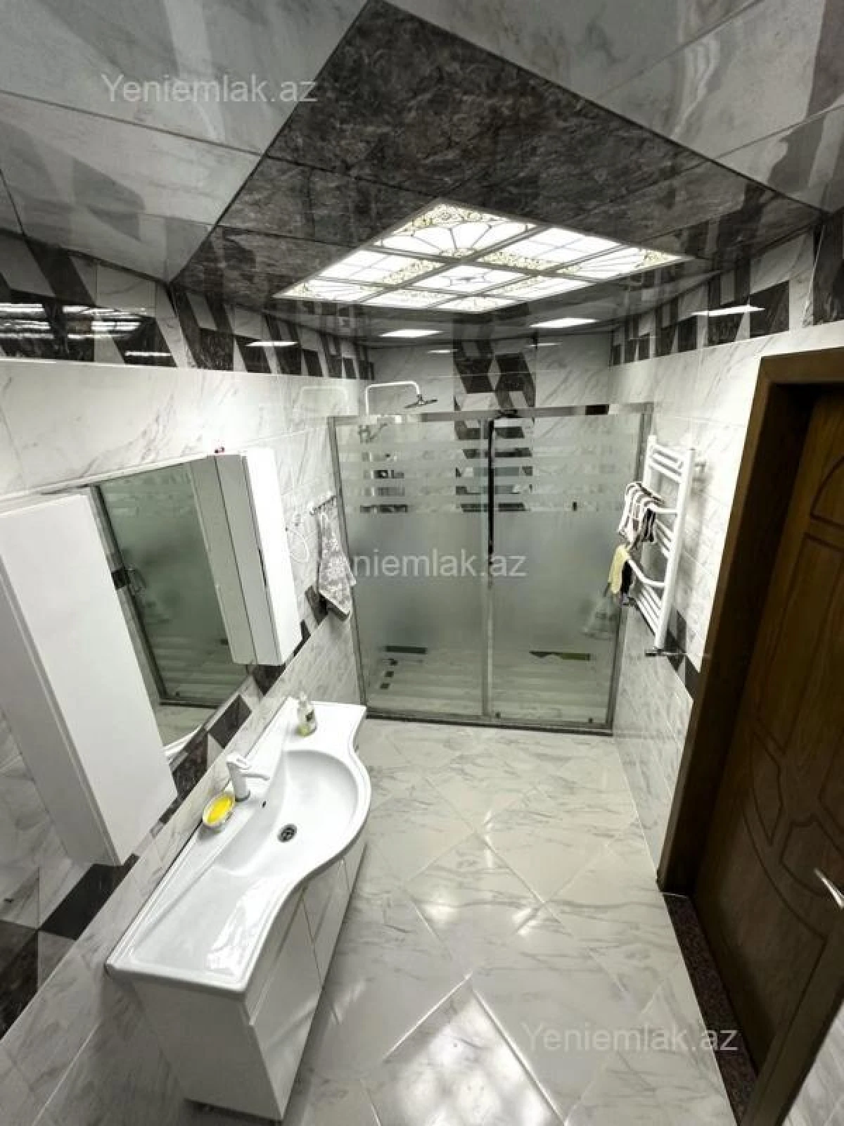 Satılır 4 otaqlı yeni tikili 173 m²