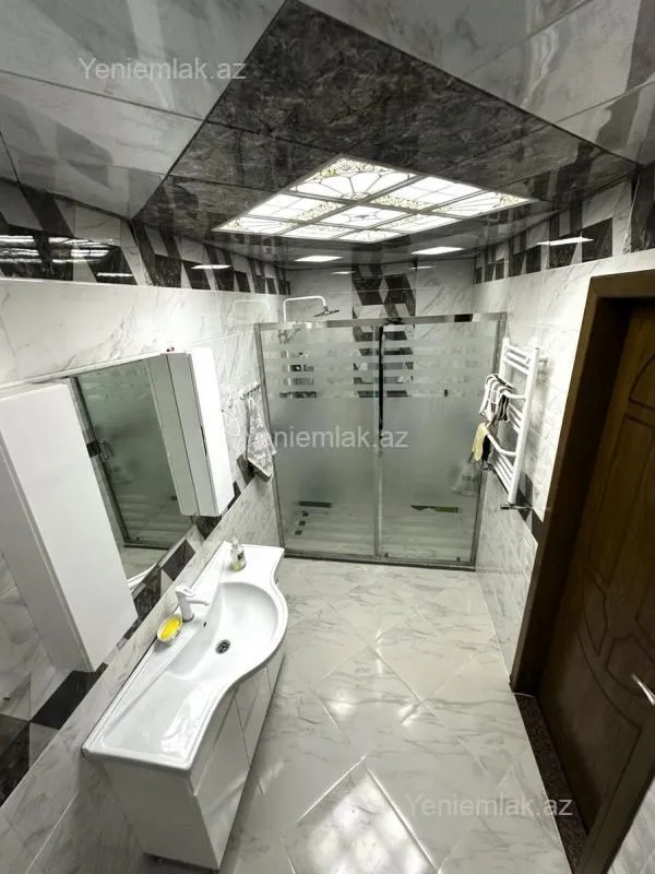 Satılır 4 otaqlı yeni tikili 173 m²