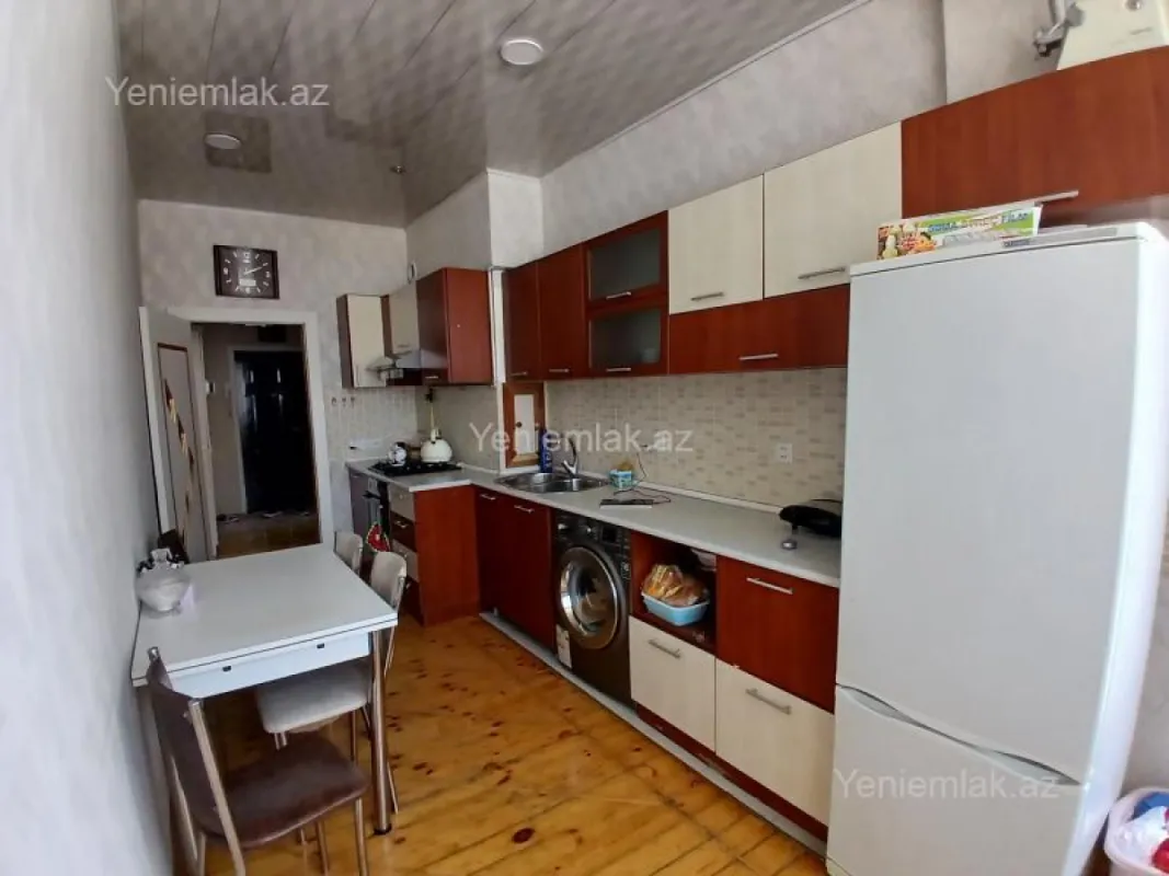 Satılır 3 otaqlı yeni tikili 78 m²