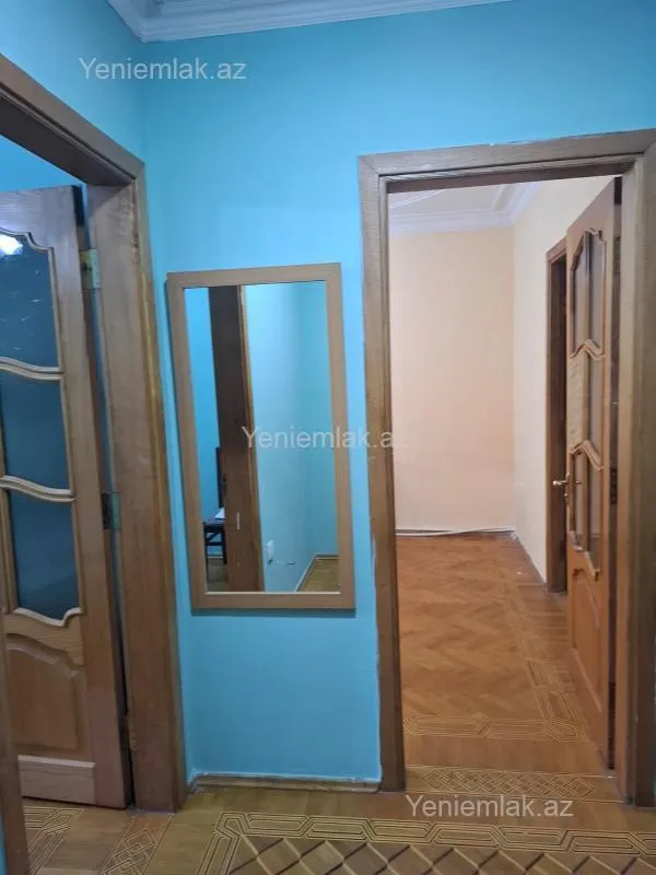 Satılır 3 otaqlı köhnə tikili 85 m²