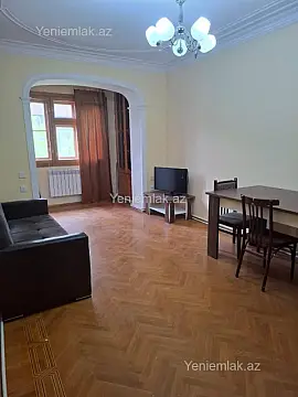 Satılır 3 otaqlı köhnə tikili 85 m²