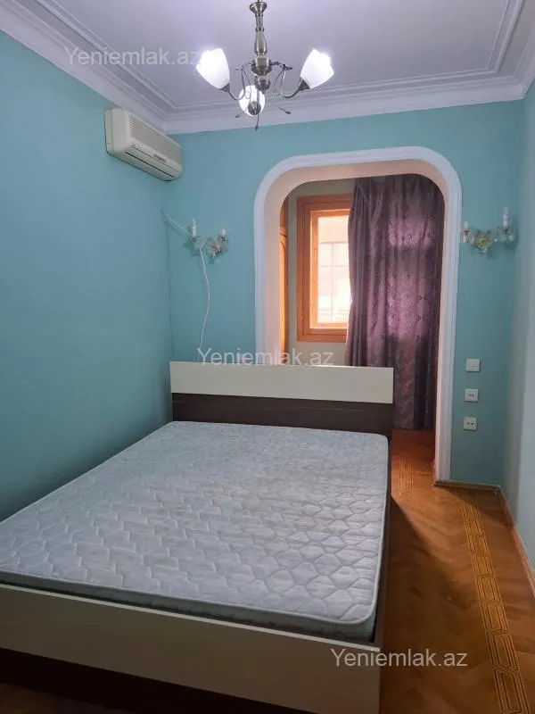 Satılır 3 otaqlı köhnə tikili 85 m²