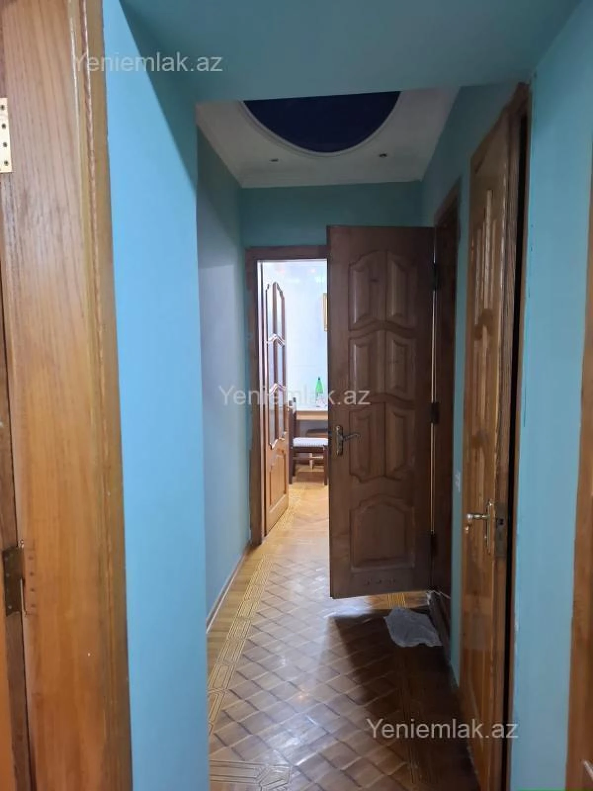 Satılır 3 otaqlı köhnə tikili 85 m²