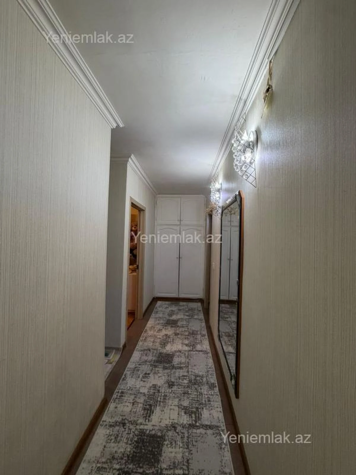Satılır 2 otaqlı köhnə tikili 60 m²