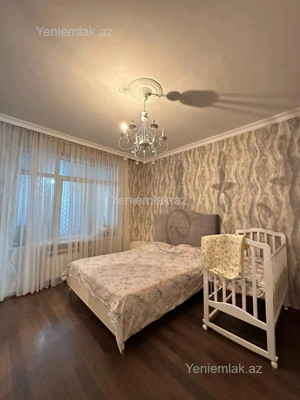 Satılır 3 otaqlı köhnə tikili 80 m²