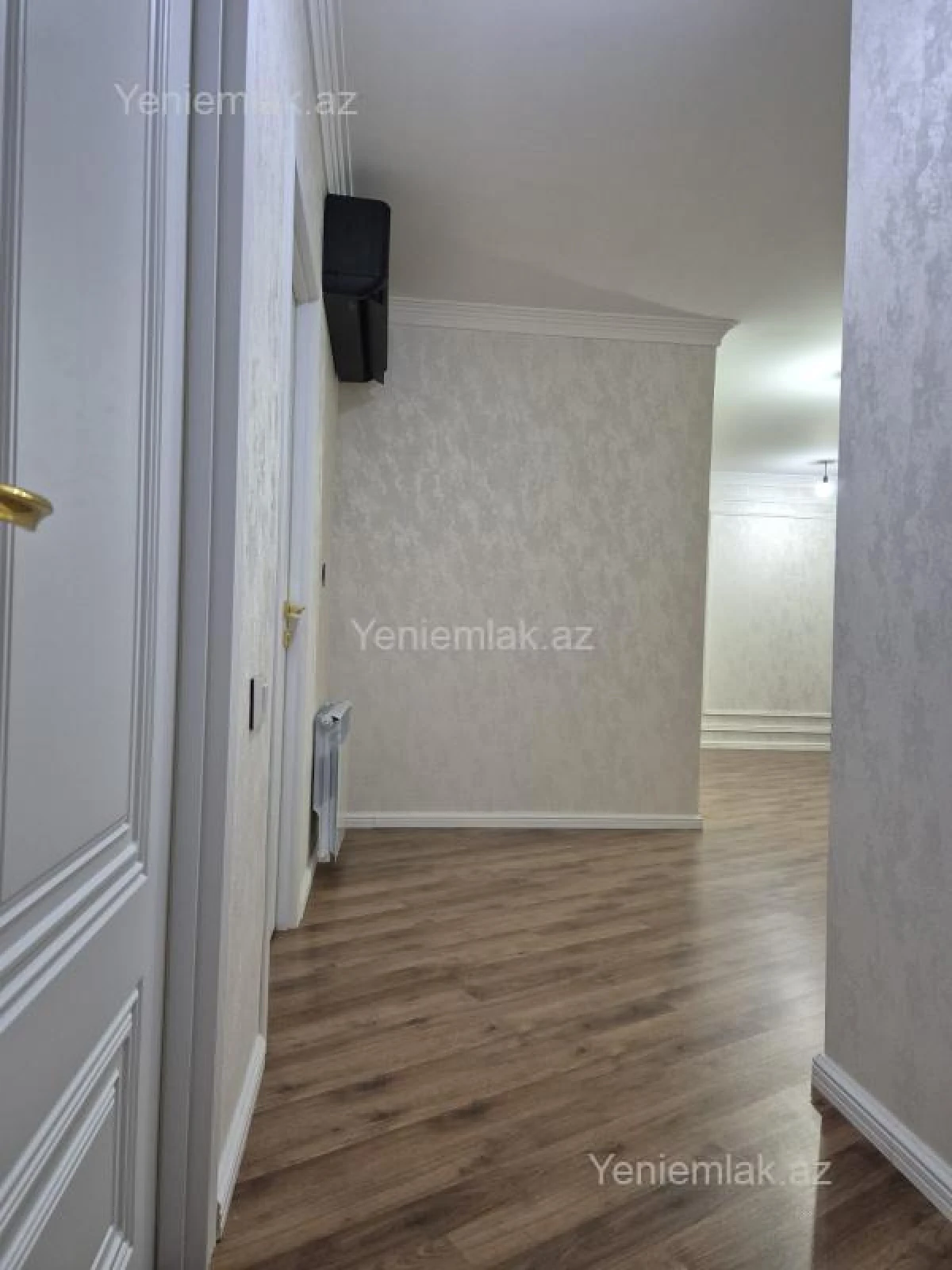 Satılır 3 otaqlı yeni tikili 115 m²