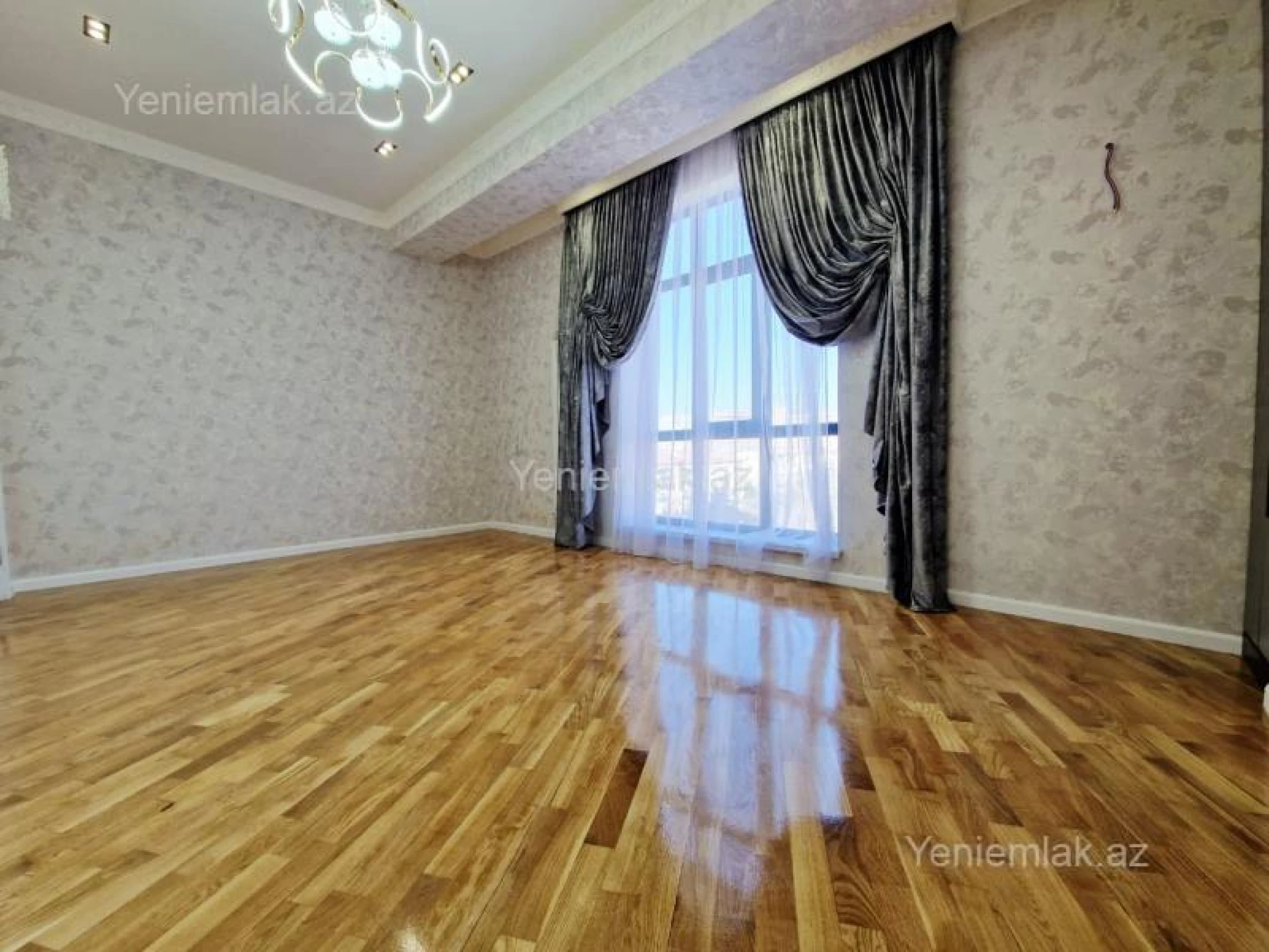 Satılır 2 otaqlı yeni tikili 77 m²