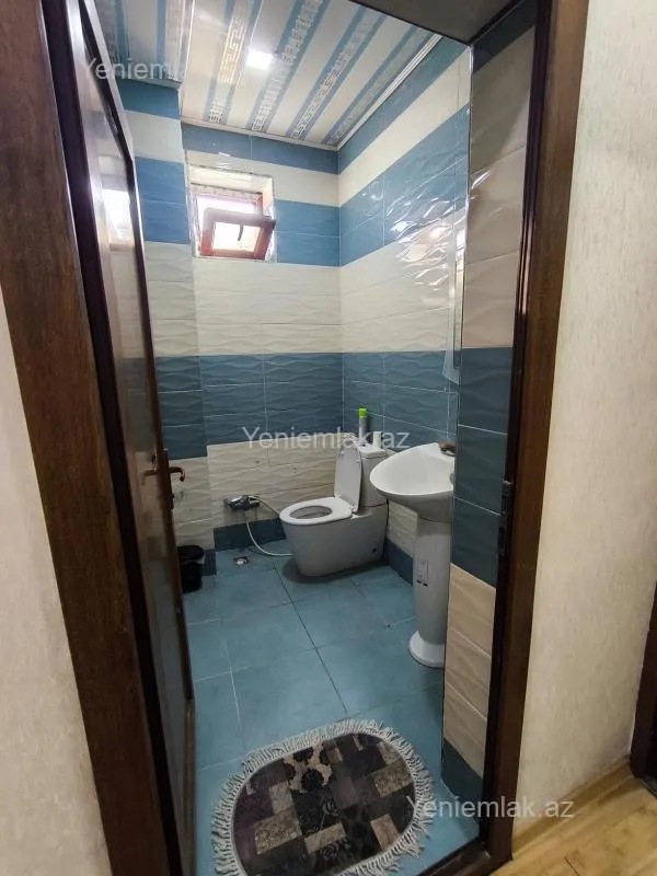 Satılır 4 otaqlı həyət evi 180 m²