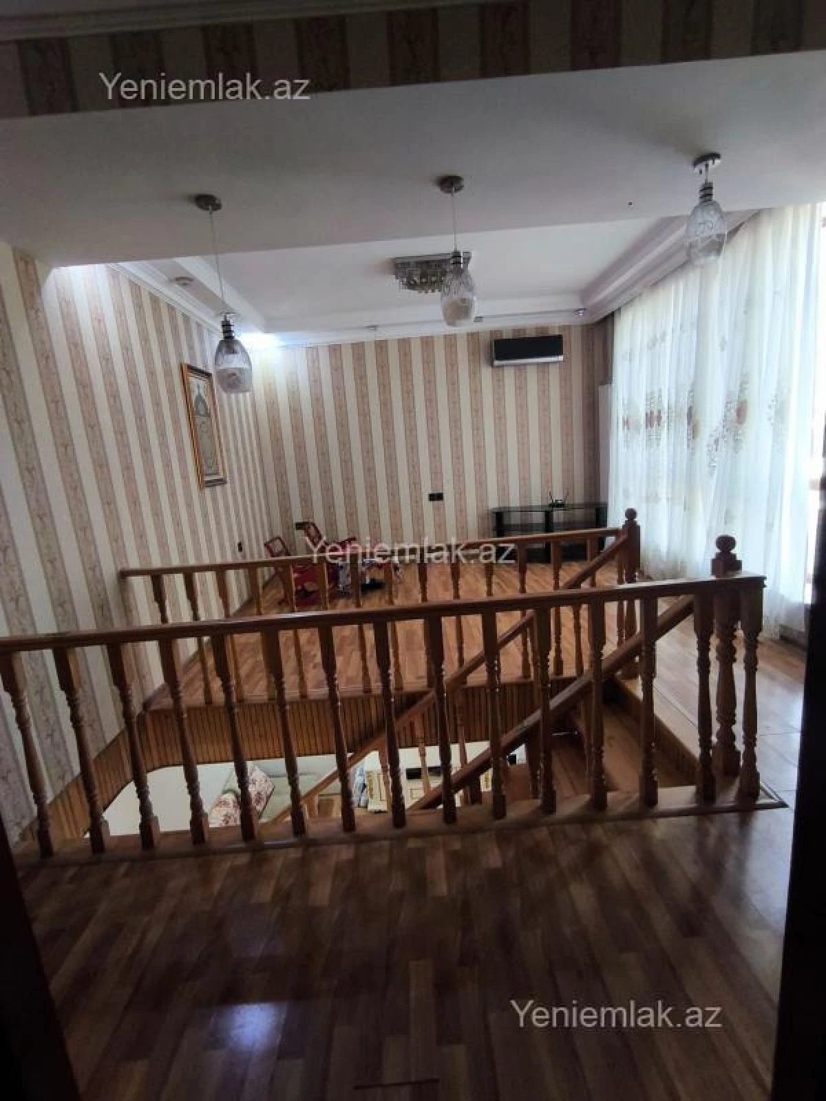 Satılır 4 otaqlı həyət evi 180 m²