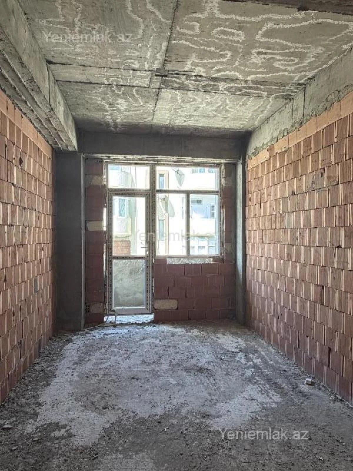 Satılır 2 otaqlı yeni tikili 67 m²