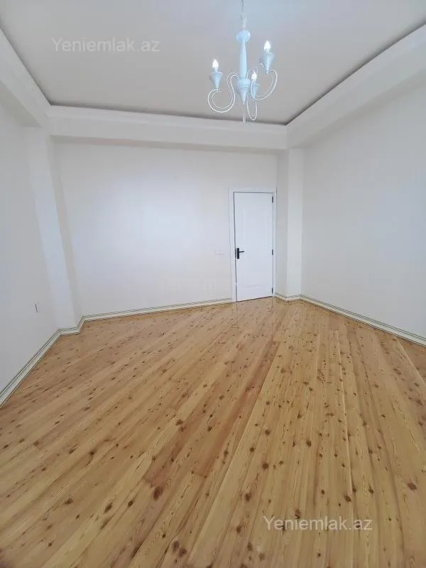 Satılır 2 otaqlı yeni tikili 75 m²