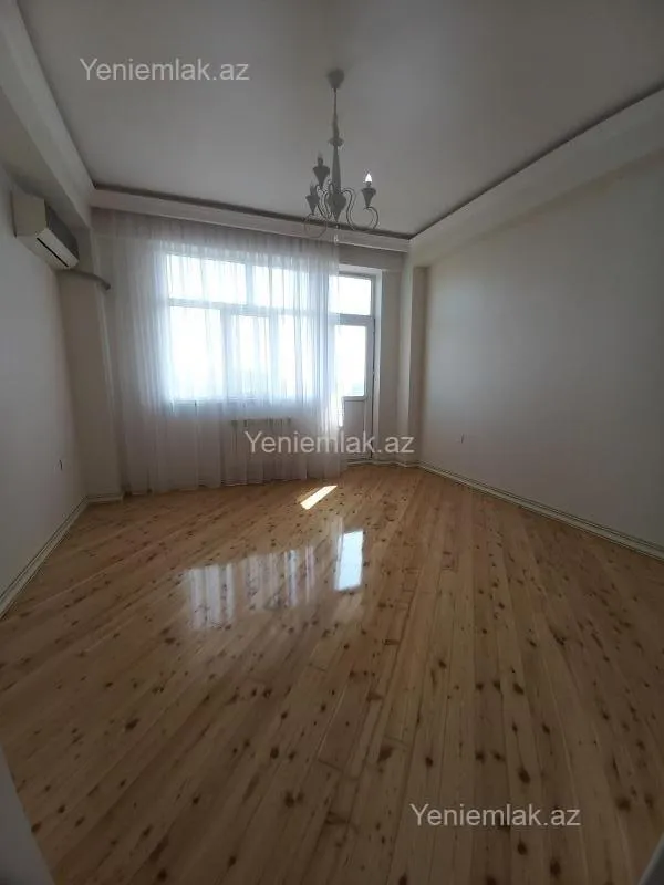 Satılır 2 otaqlı yeni tikili 75 m²