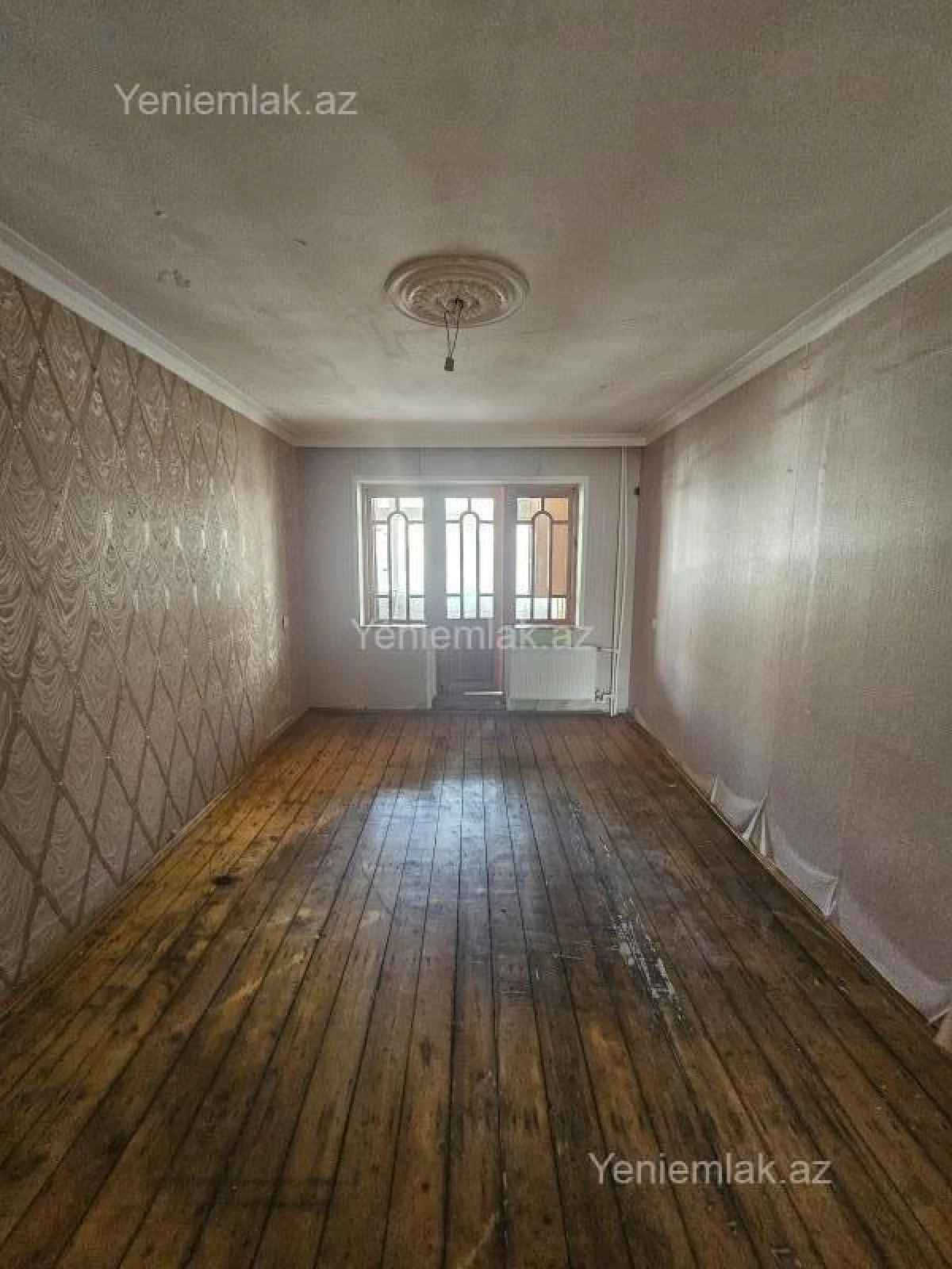 Satılır 3 otaqlı köhnə tikili 62.7 m²