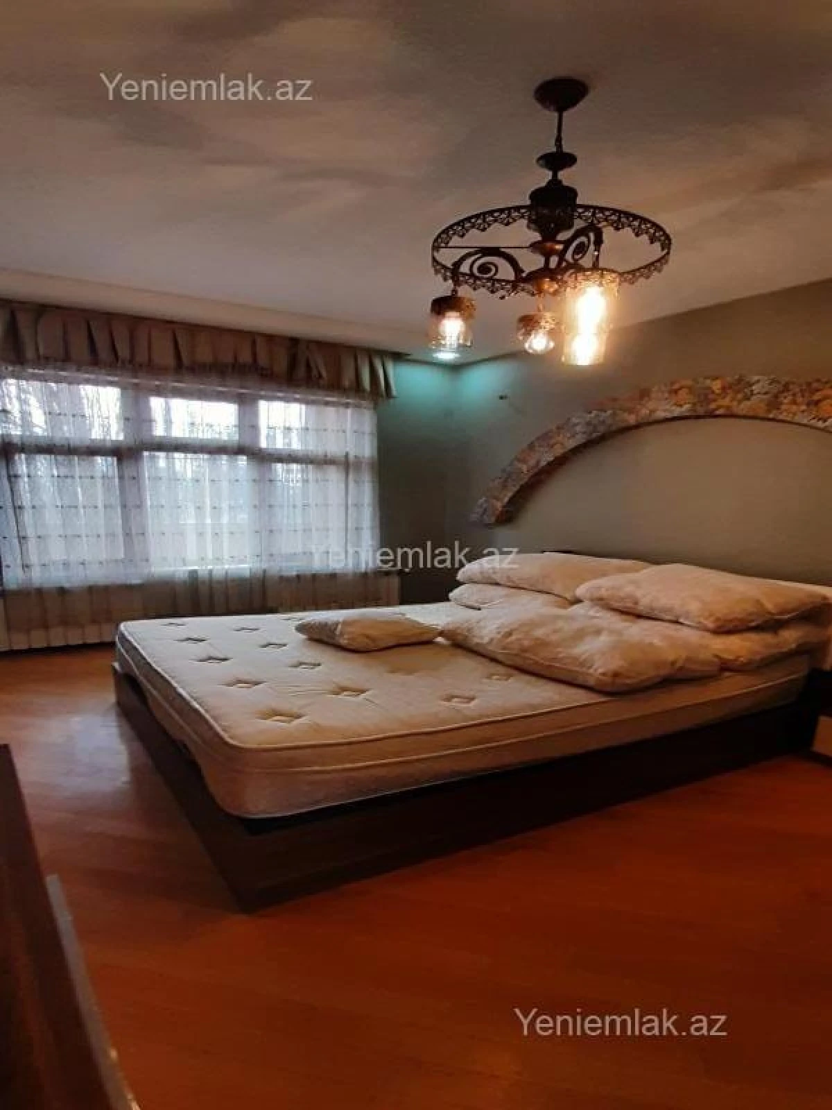 Satılır 3 otaqlı köhnə tikili 80 m²