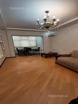 Satılır 3 otaqlı köhnə tikili 80 m²