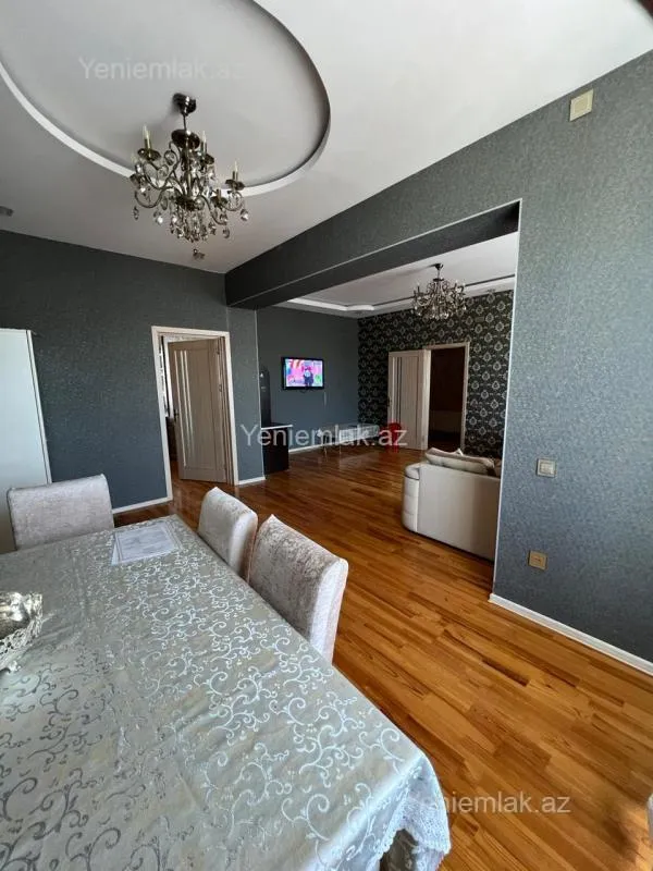 Satılır 4 otaqlı həyət evi 144 m²