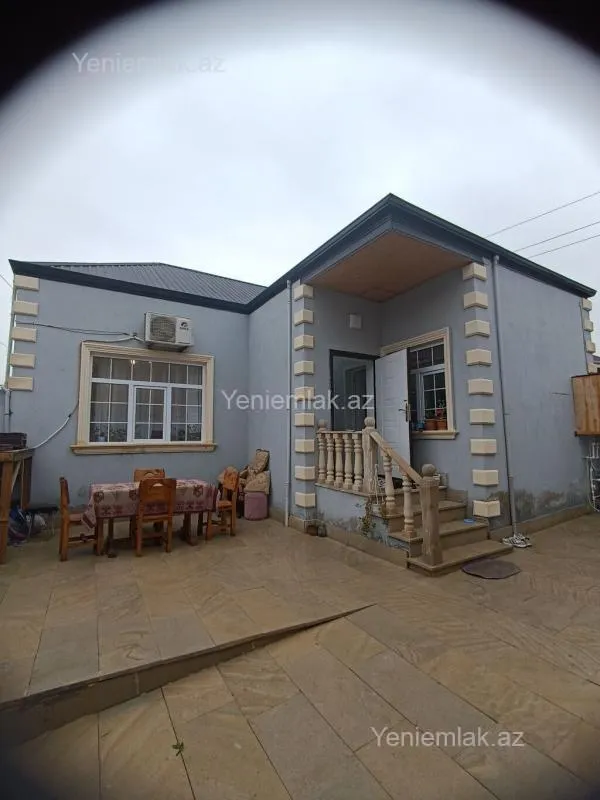 Satılır 3 otaqlı həyət evi 100 m²