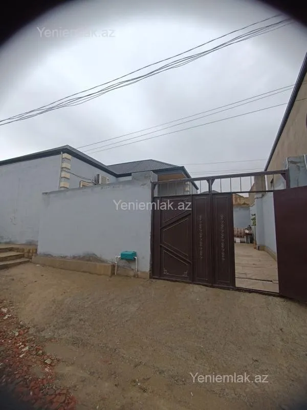 Satılır 3 otaqlı həyət evi 100 m²