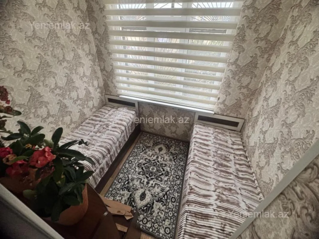 Satılır 2 otaqlı köhnə tikili 48 m²