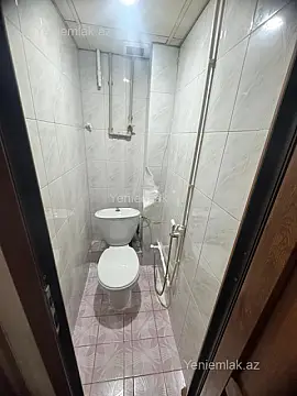 Satılır 2 otaqlı köhnə tikili 48 m²