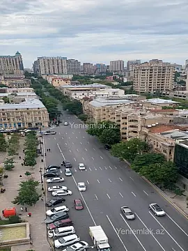 Satılır 3 otaqlı yeni tikili 145 m²