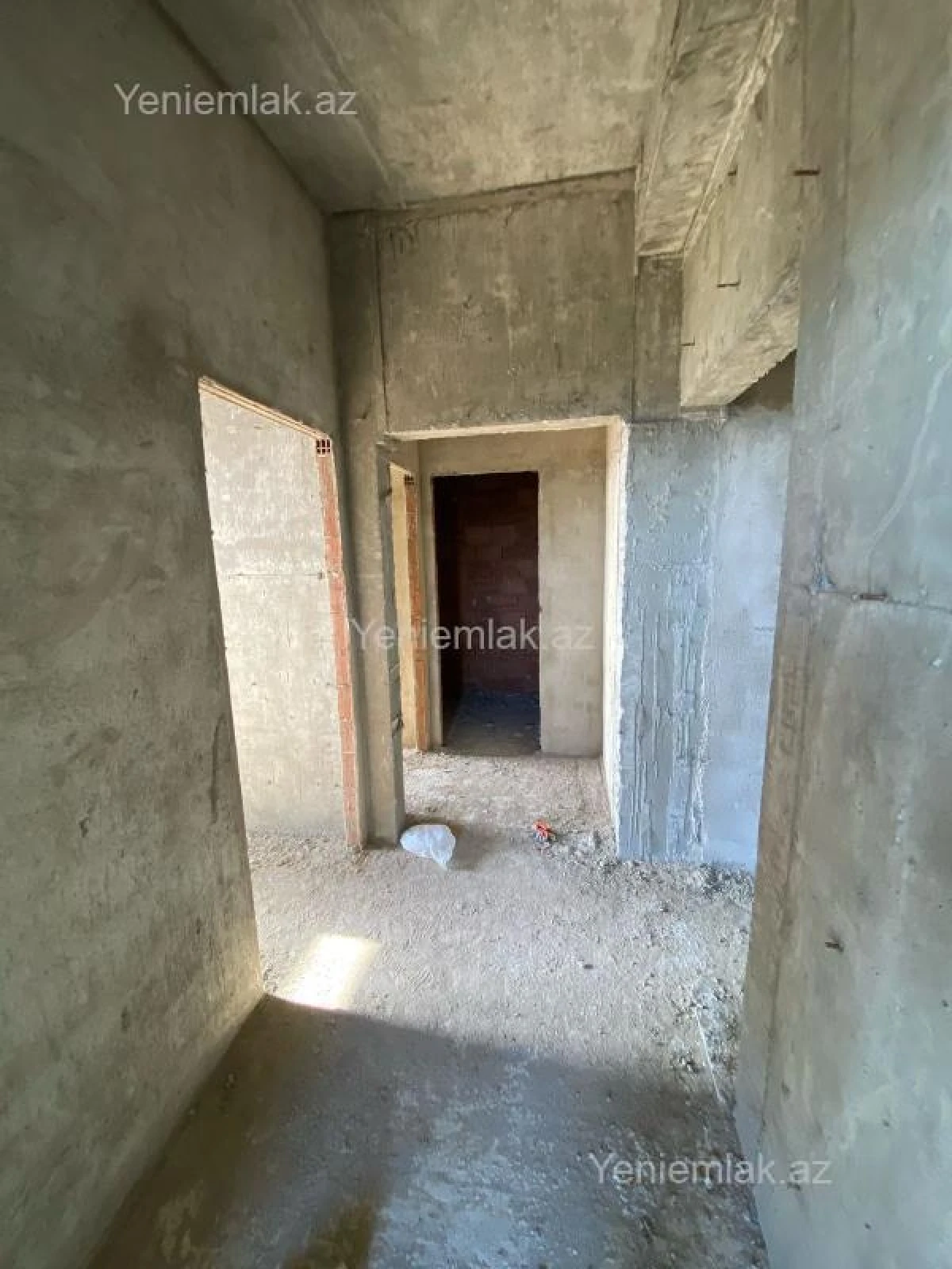 Satılır 2 otaqlı yeni tikili 82.5 m²