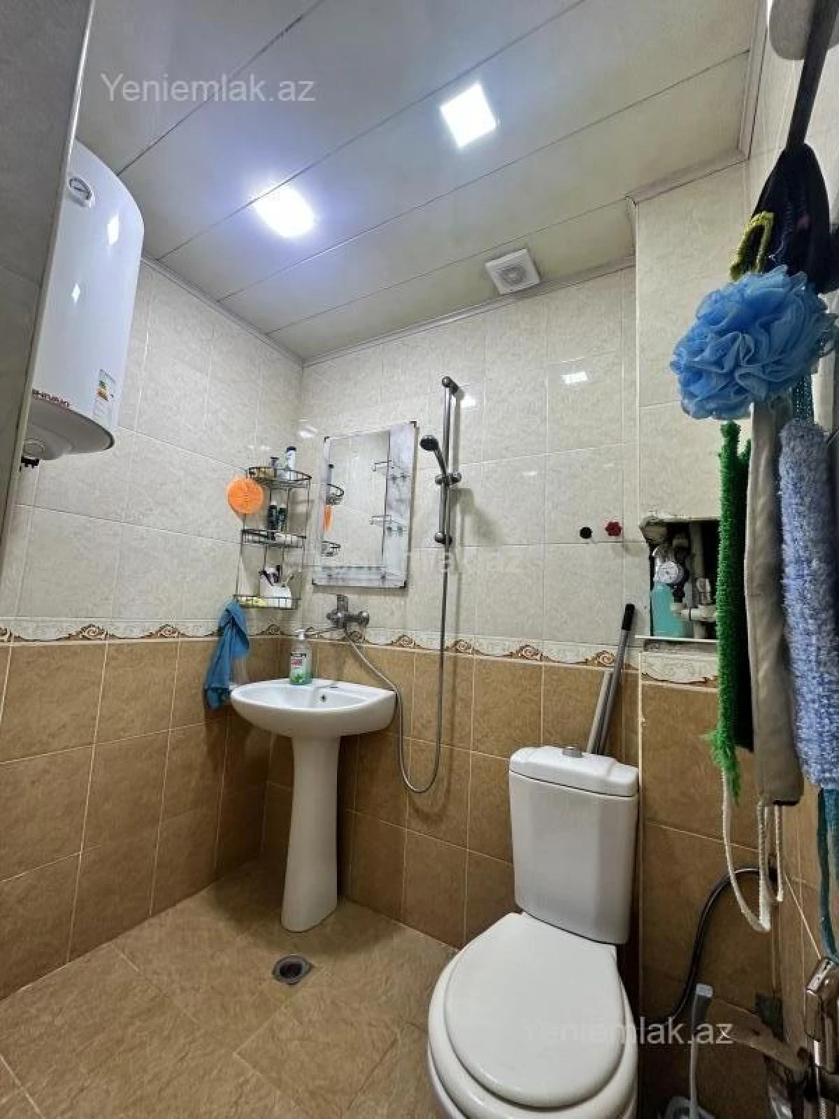 Satılır 2 otaqlı köhnə tikili 60 m²