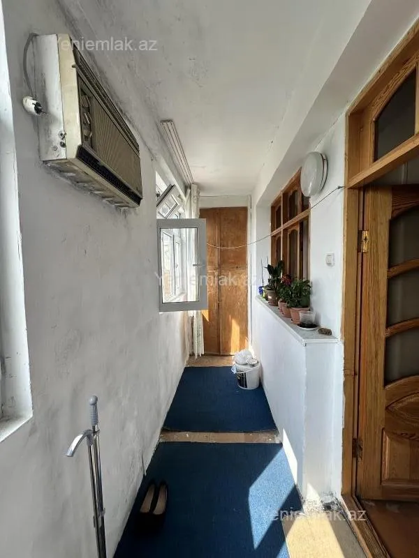Satılır 2 otaqlı köhnə tikili 60 m²