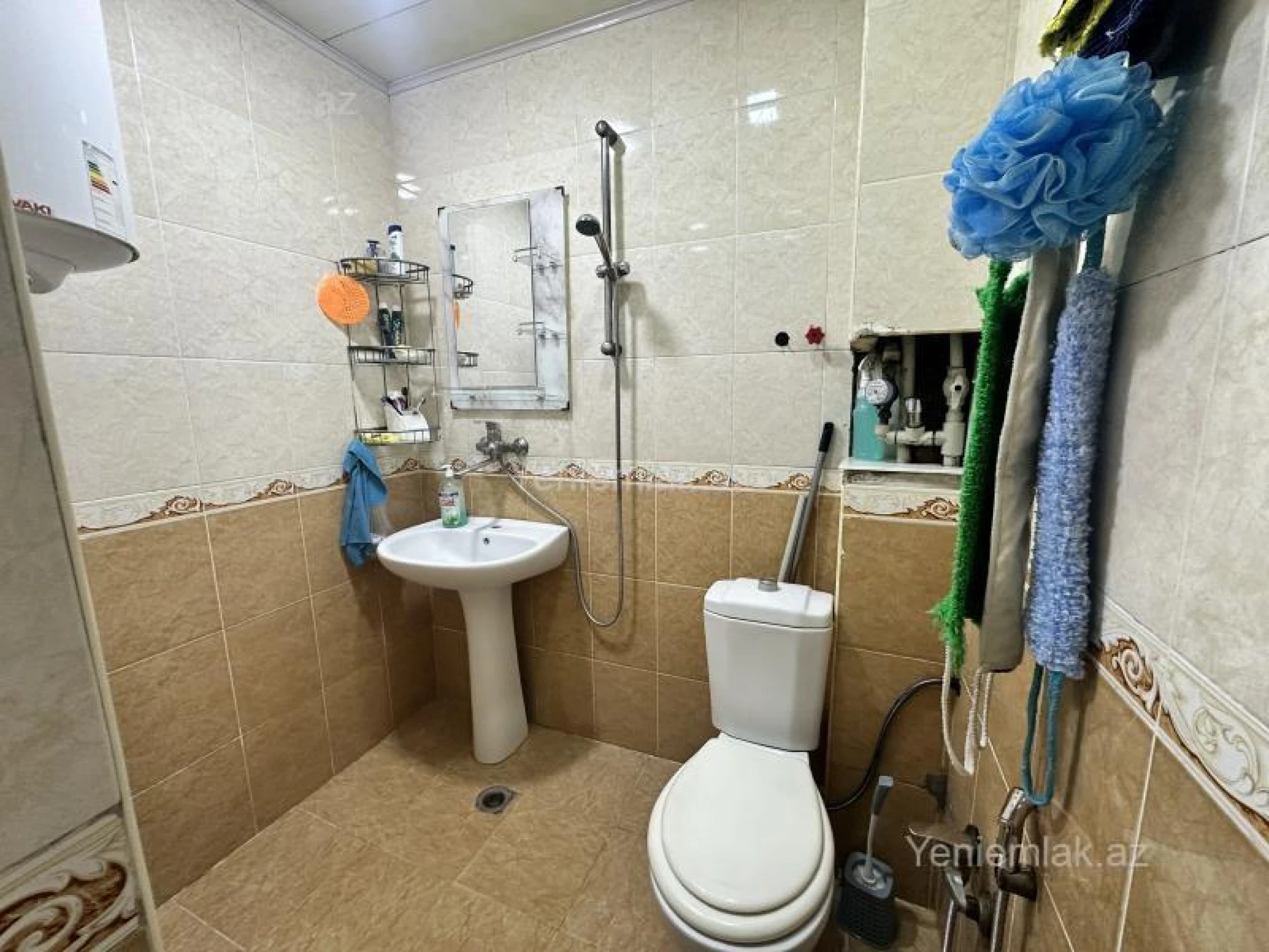 Satılır 2 otaqlı köhnə tikili 60 m²