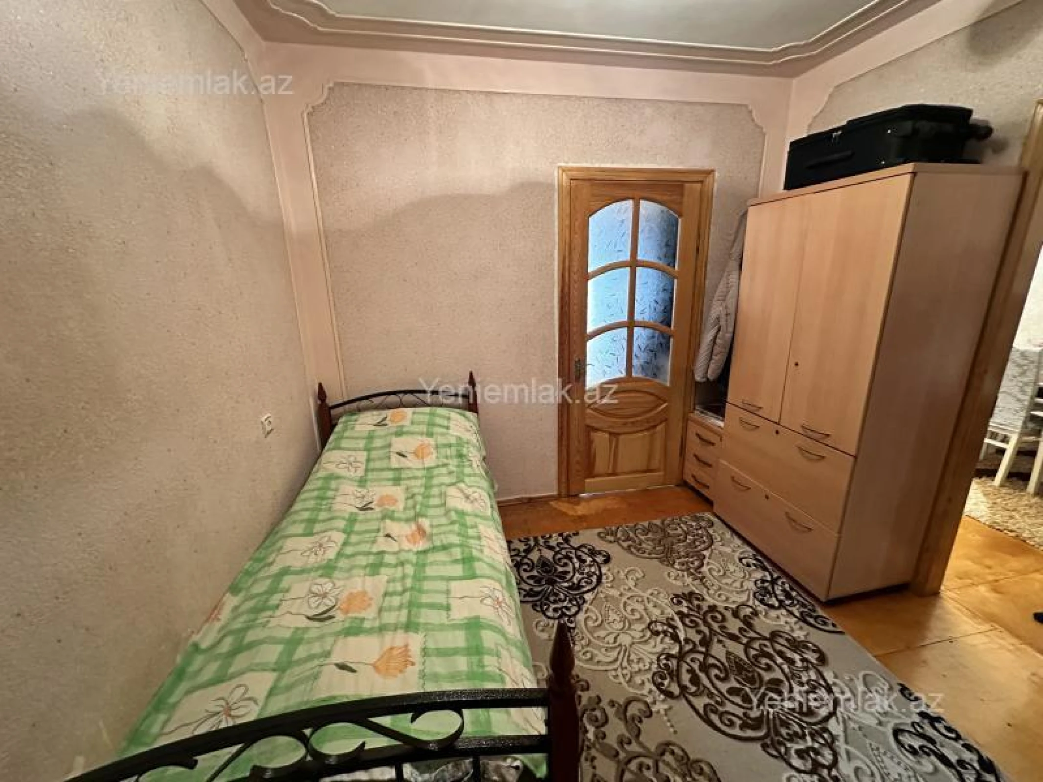 Satılır 2 otaqlı köhnə tikili 60 m²