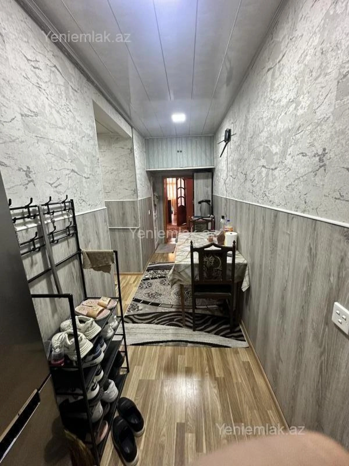 Satılır 2 otaqlı köhnə tikili 60 m²