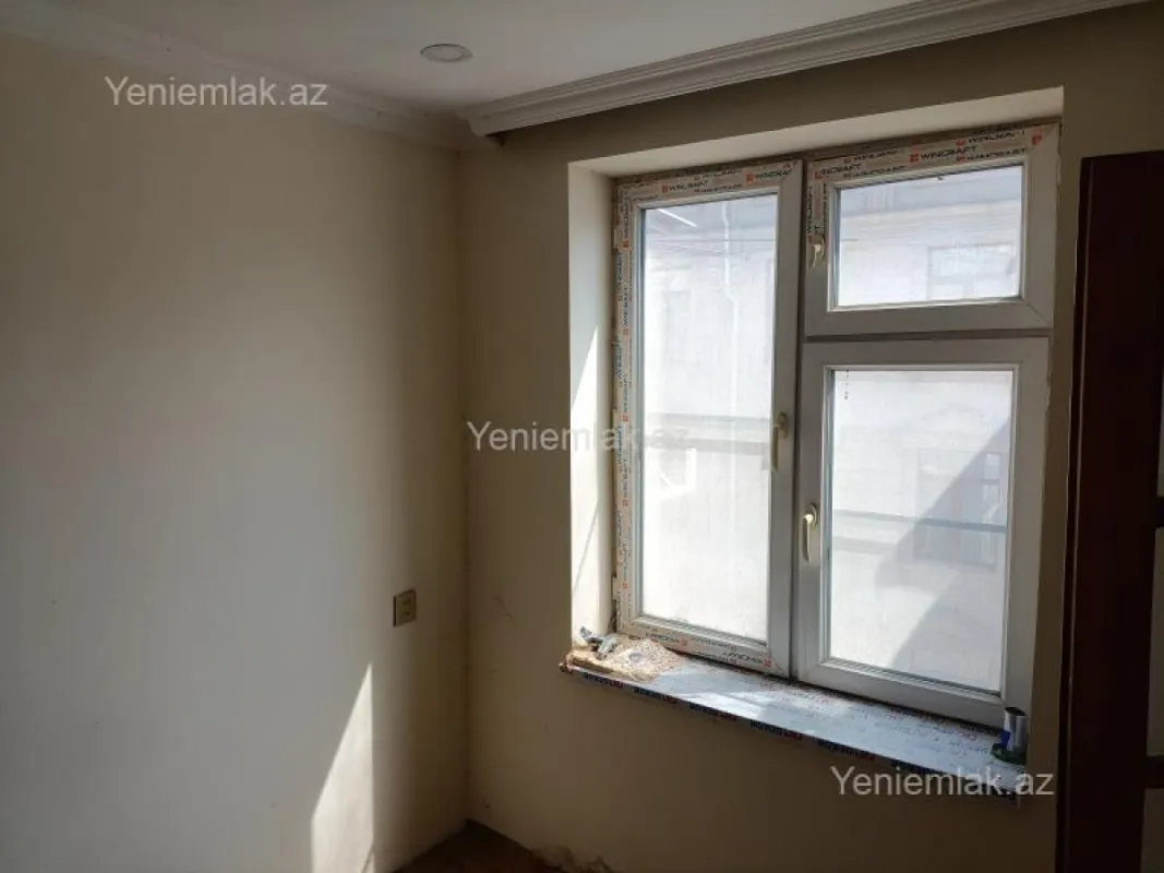 Satılır 2 otaqlı köhnə tikili 47 m²