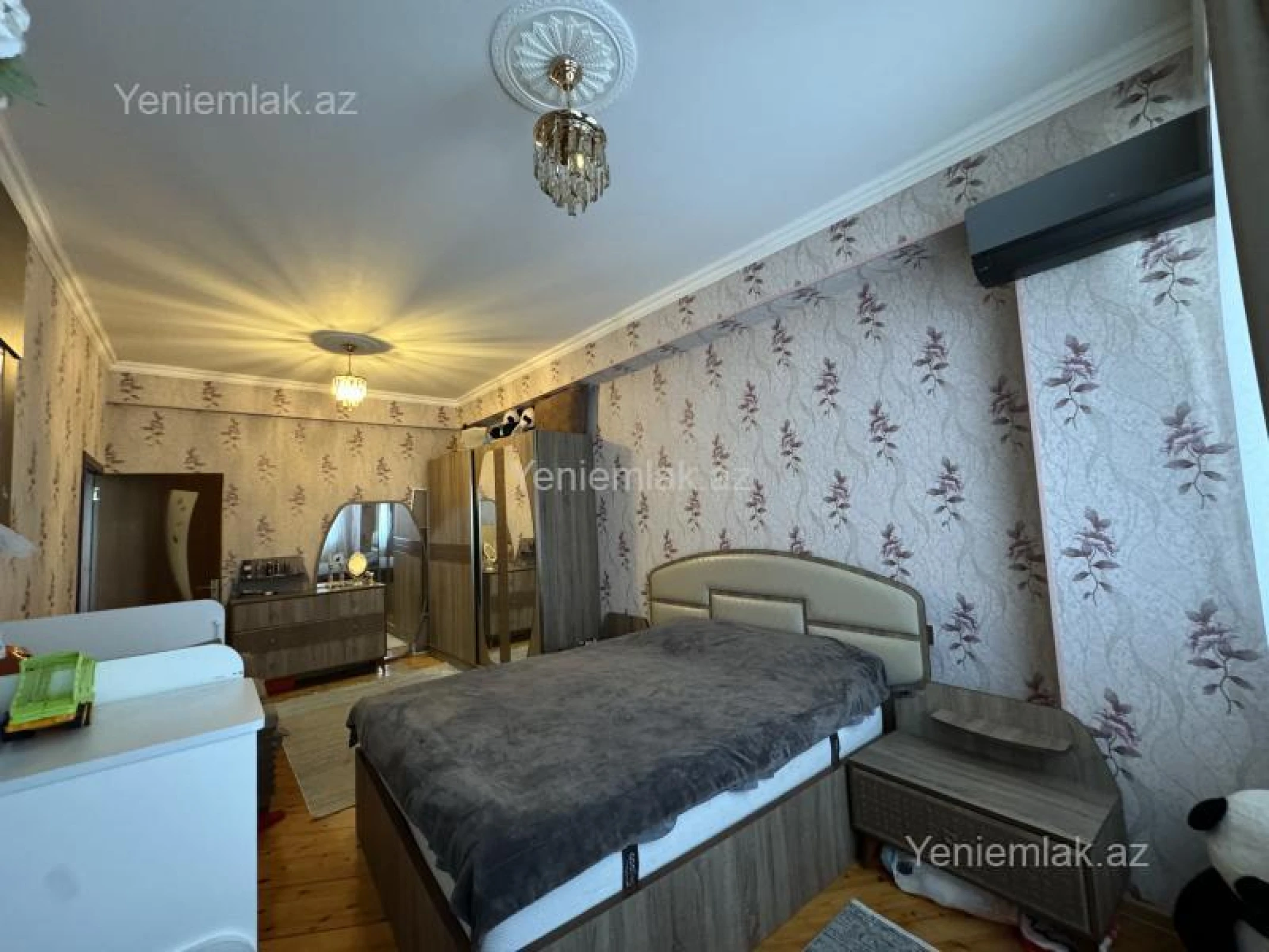 Satılır 2 otaqlı yeni tikili 60 m²