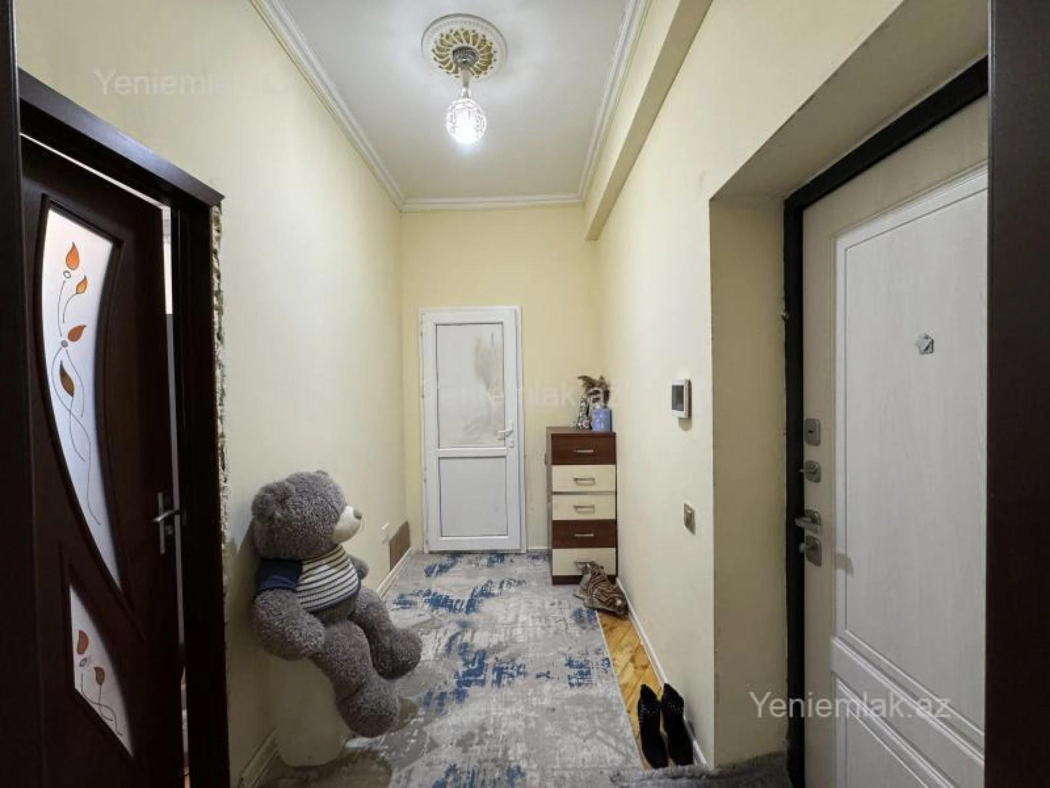 Satılır 2 otaqlı yeni tikili 60 m²