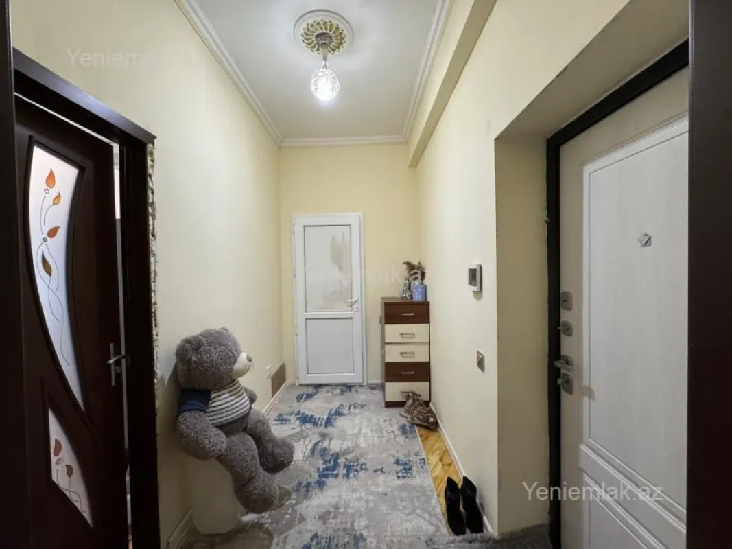 Satılır 2 otaqlı yeni tikili 60 m²