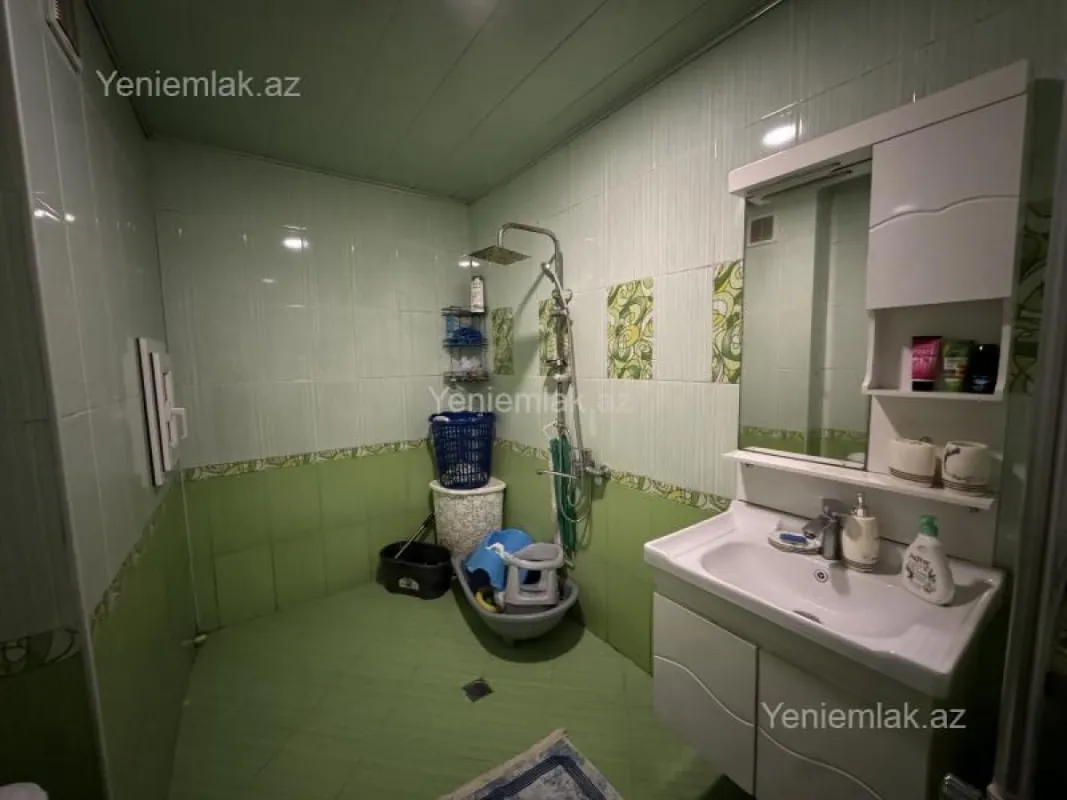 Satılır 2 otaqlı yeni tikili 60 m²